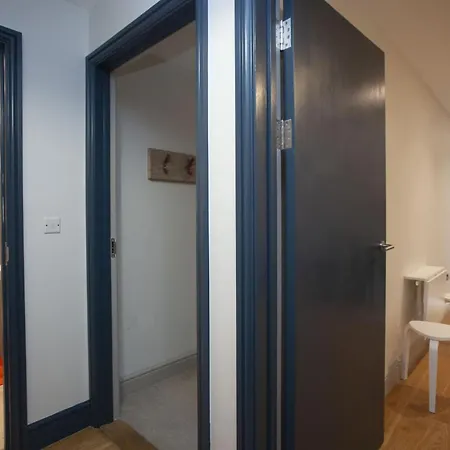 Higgihaus 34 Cabot Mews Апартаменты Бристоль