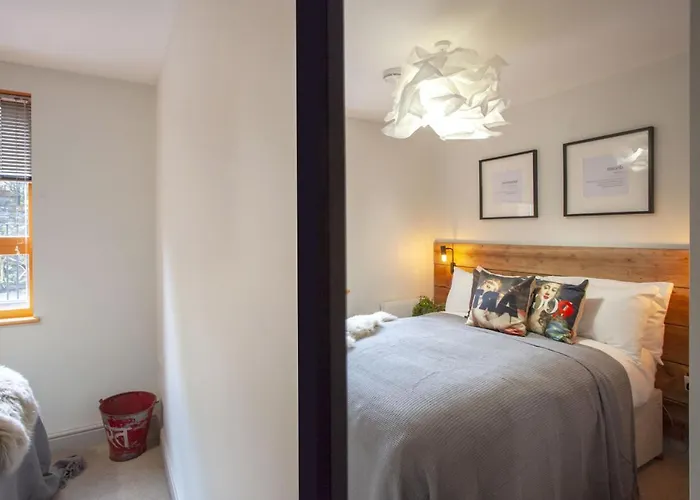 Higgihaus 34 Cabot Mews דירה *