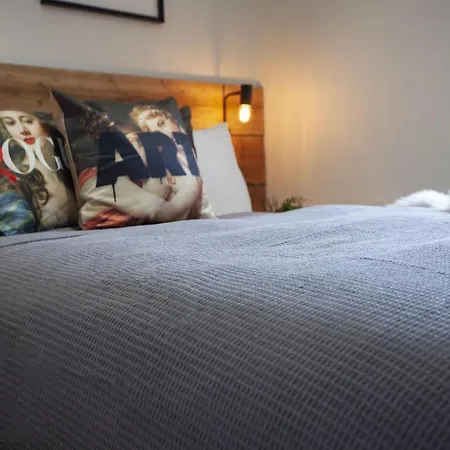 Higgihaus 34 Cabot Mews